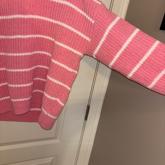 Sweater - Picture 3 of 7